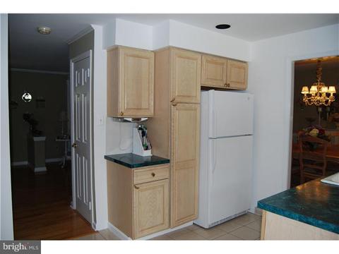 115 Windmoor Rd, Delran, NJ 08075 photo 9