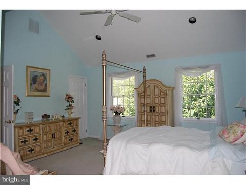 115 Windmoor Rd, Delran, NJ 08075 photo 13