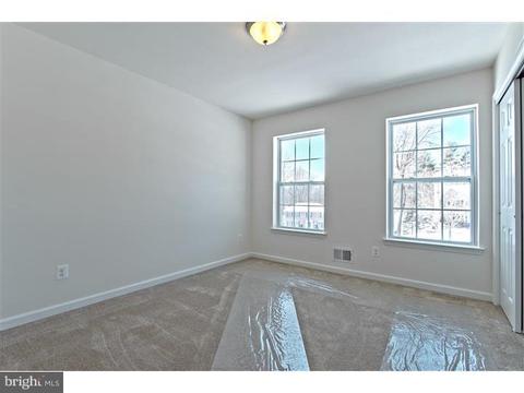 10 Mountainview Ct, Ewing, NJ 08628 photo 16