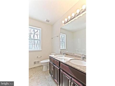10 Mountainview Ct, Ewing, NJ 08628 photo 15