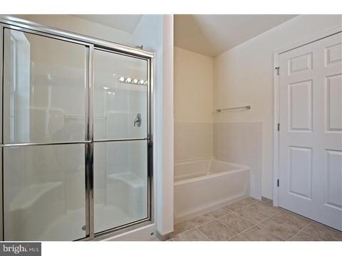 10 Mountainview Ct, Ewing, NJ 08628 photo 24