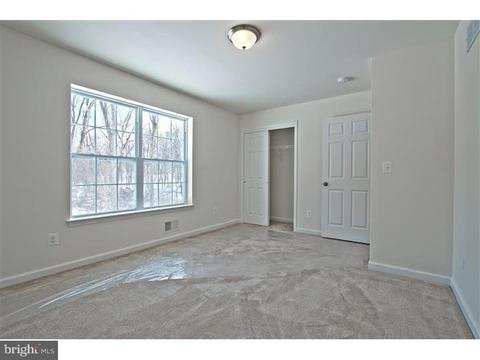 10 Mountainview Ct, Ewing, NJ 08628 photo 19