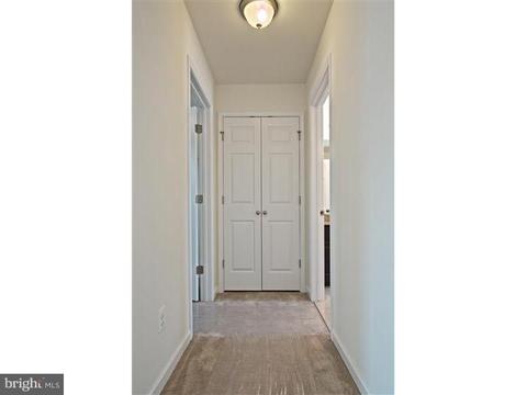 10 Mountainview Ct, Ewing, NJ 08628 photo 21
