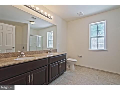 10 Mountainview Ct, Ewing, NJ 08628 photo 23