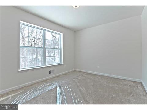 10 Mountainview Ct, Ewing, NJ 08628 photo 14