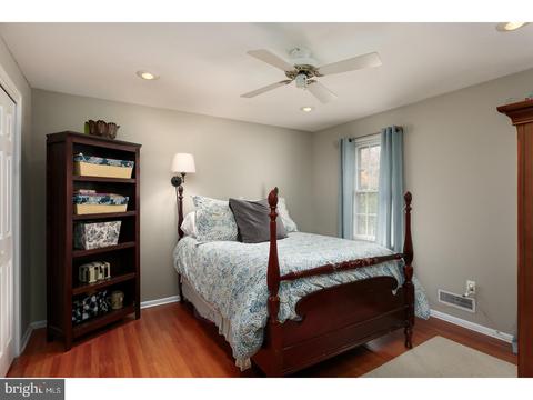 152 Fenwick Rd, Delran, NJ 08075 photo 17