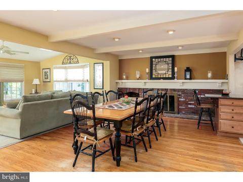 152 Fenwick Rd, Delran, NJ 08075 photo 10