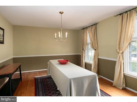 152 Fenwick Rd, Delran, NJ 08075 photo 5