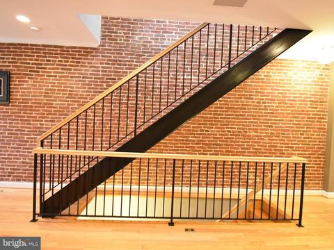 14 Milton Ave, Baltimore, MD 21224 photo 5