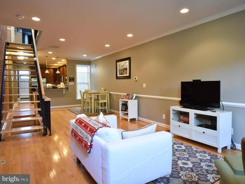 14 Milton Ave, Baltimore, MD 21224 photo 3