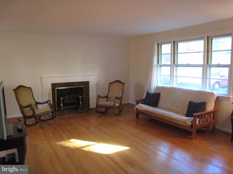 7523 Long Pine Dr, Springfield, VA 22151 photo 8