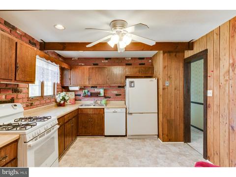 8 Sutton Dr, Hamilton, NJ 08690 photo 7
