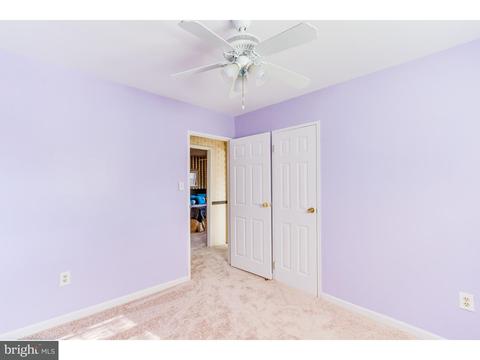 8 Sutton Dr, Hamilton, NJ 08690 photo 17