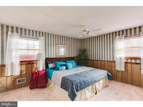 8 Sutton Dr, Hamilton, NJ 08690 photo 12