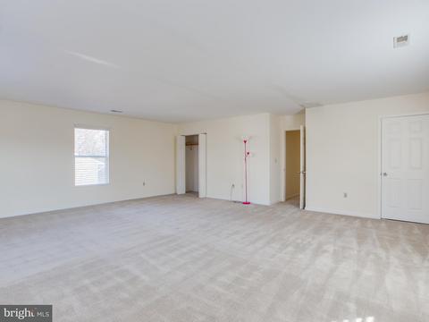 18605 Amidon Ave, Triangle, VA 22172 photo 20