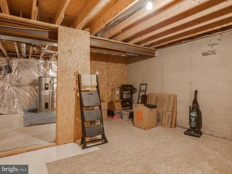 18605 Amidon Ave, Triangle, VA 22172 photo 24