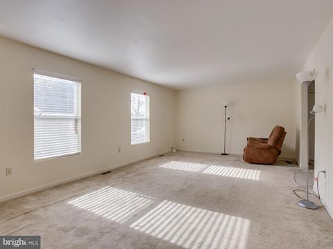 18605 Amidon Ave, Triangle, VA 22172 photo 17