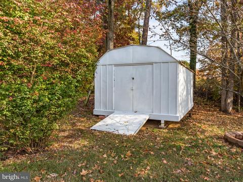 18605 Amidon Ave, Triangle, VA 22172 photo 26