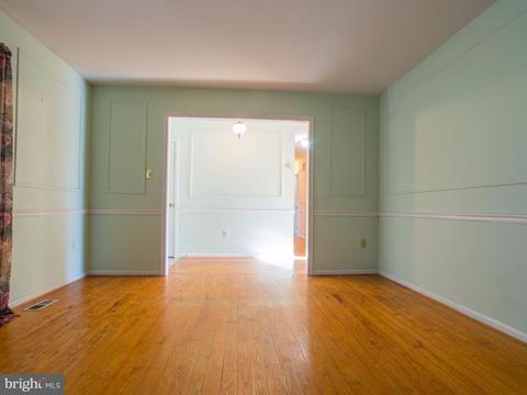 10921 Dumbarton Dr, Dunkirk, MD 20754 photo 4