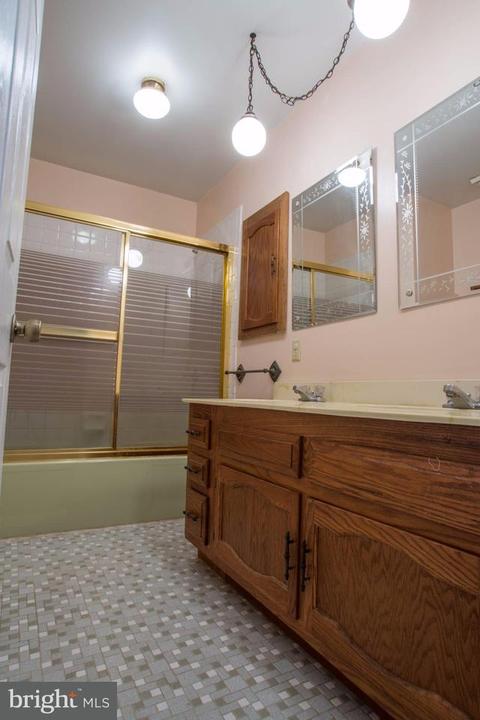 10921 Dumbarton Dr, Dunkirk, MD 20754 photo 12