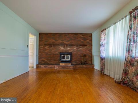 10921 Dumbarton Dr, Dunkirk, MD 20754 photo 2