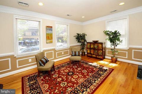 309 6th St SE, Washington, DC 20003 photo 9