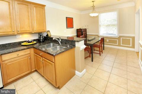 309 6th St SE, Washington, DC 20003 photo 21