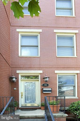 309 6th St SE, Washington, DC 20003 photo 22