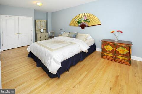 309 6th St SE, Washington, DC 20003 photo 16