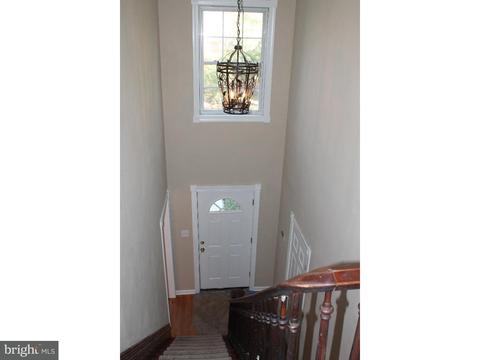 2 Pine St, Beverly, NJ 08010 photo 5
