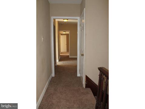 2 Pine St, Beverly, NJ 08010 photo 8