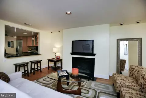 2109 S Street St NW #D, Washington, DC 20008 photo 6