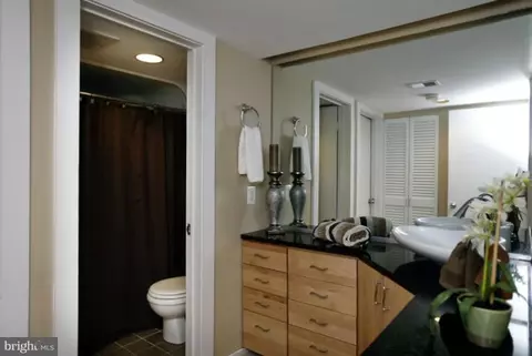 2109 S Street St NW #D, Washington, DC 20008 photo 4