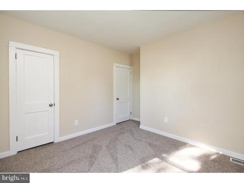 16 Mecray Ln, Maple Shade, NJ 08052 photo 21