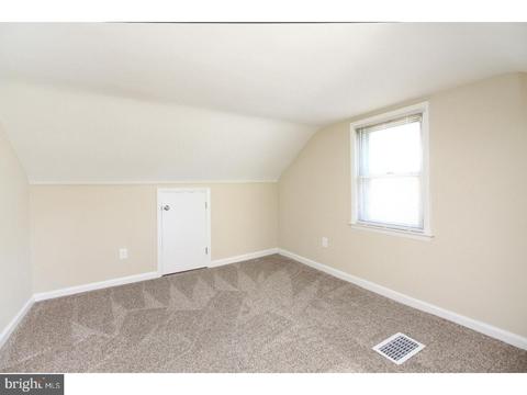 16 Mecray Ln, Maple Shade, NJ 08052 photo 11