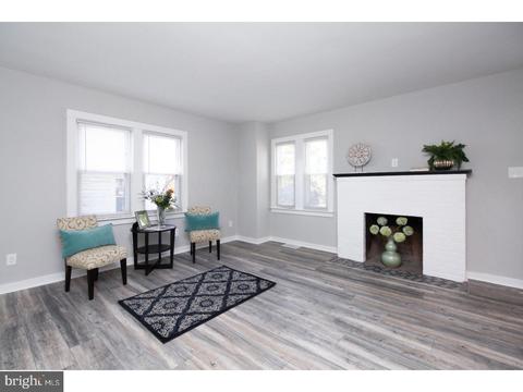 16 Mecray Ln, Maple Shade, NJ 08052 photo 2