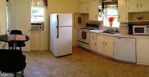 10502 Hayes Ave, Silver Spring, MD 20902 photo 5