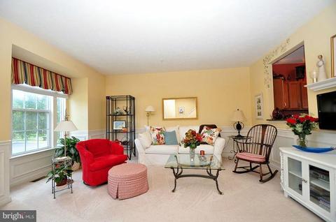 8104 Gray Stone Ln, Pasadena, MD 21122 photo 7