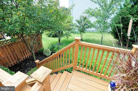 8104 Gray Stone Ln, Pasadena, MD 21122 photo 24