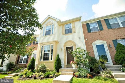 8104 Gray Stone Ln, Pasadena, MD 21122 photo 1
