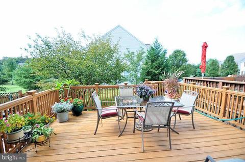 8104 Gray Stone Ln, Pasadena, MD 21122 photo 23