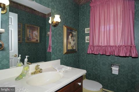 3164 Flickinger Rd, Westminster, MD 21158 photo 9
