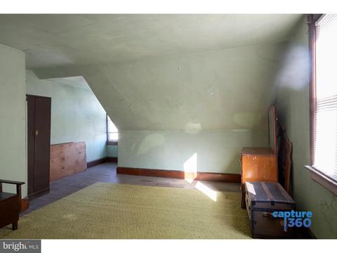 110 Delaware Ave, Riverside, NJ 08075 photo 21