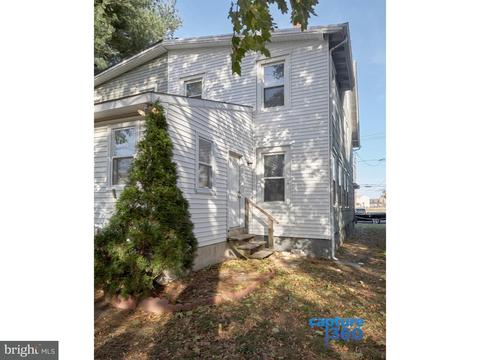 110 Delaware Ave, Riverside, NJ 08075 photo 24