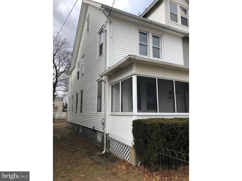 110 Delaware Ave, Riverside, NJ 08075 photo 2