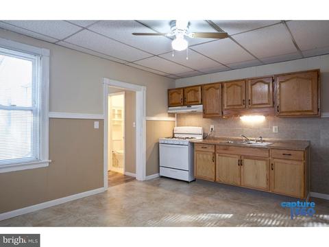110 Delaware Ave, Riverside, NJ 08075 photo 8