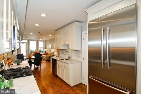 1424 12th St NW, Washington, DC 20005 photo 2