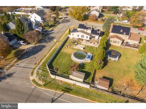 2 White Pine Dr, Sewell, NJ 08080 photo 3