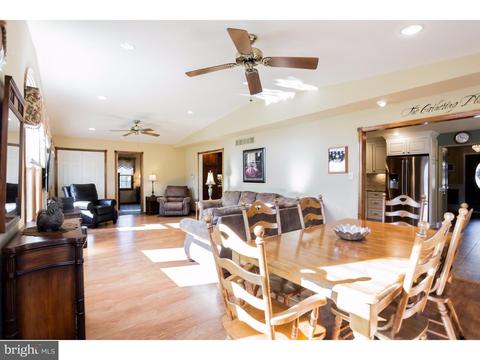 2 White Pine Dr, Sewell, NJ 08080 photo 9