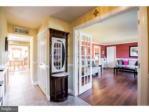 2 White Pine Dr, Sewell, NJ 08080 photo 6